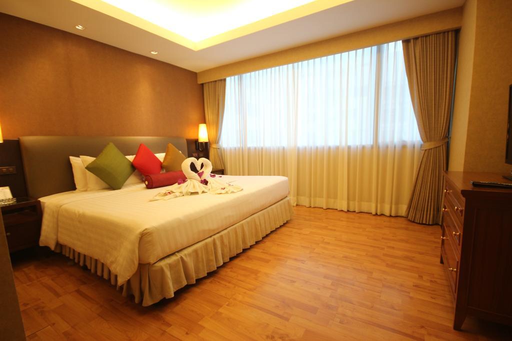 Rembrandt Suites Bangkok Ngoại thất bức ảnh