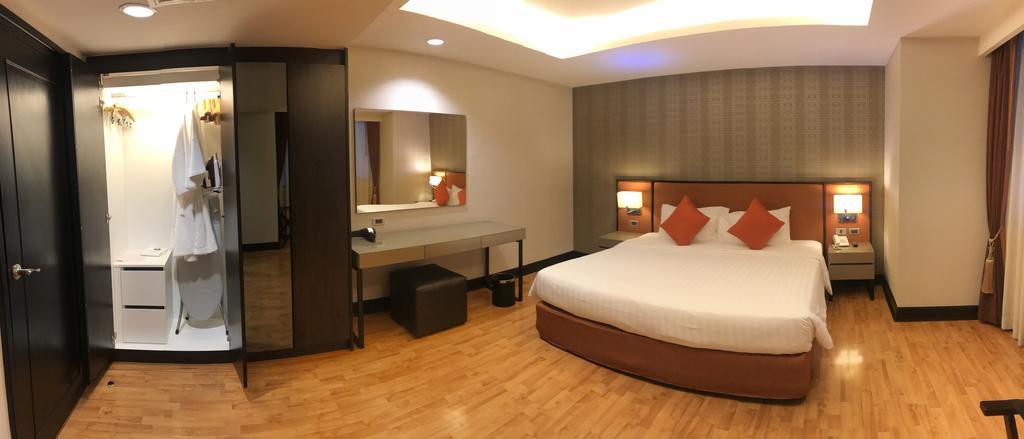 Rembrandt Suites Bangkok Ngoại thất bức ảnh