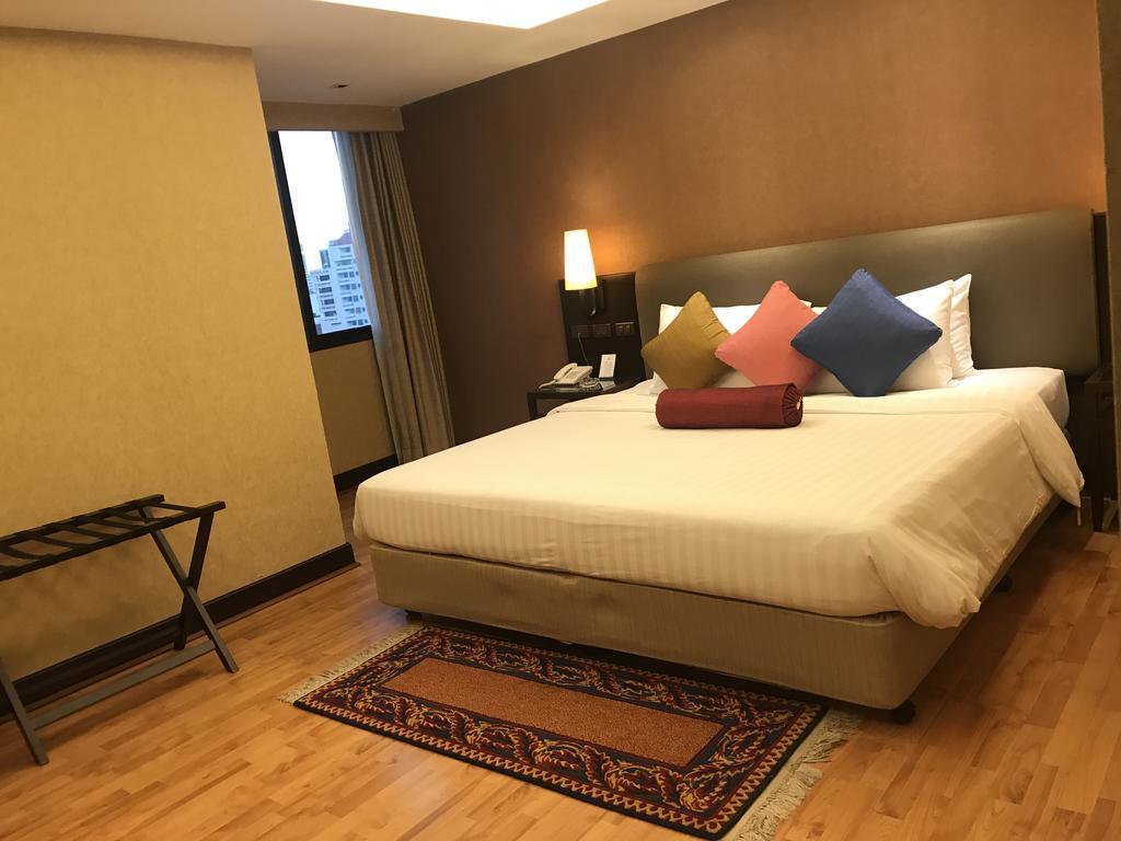 Rembrandt Suites Bangkok Ngoại thất bức ảnh