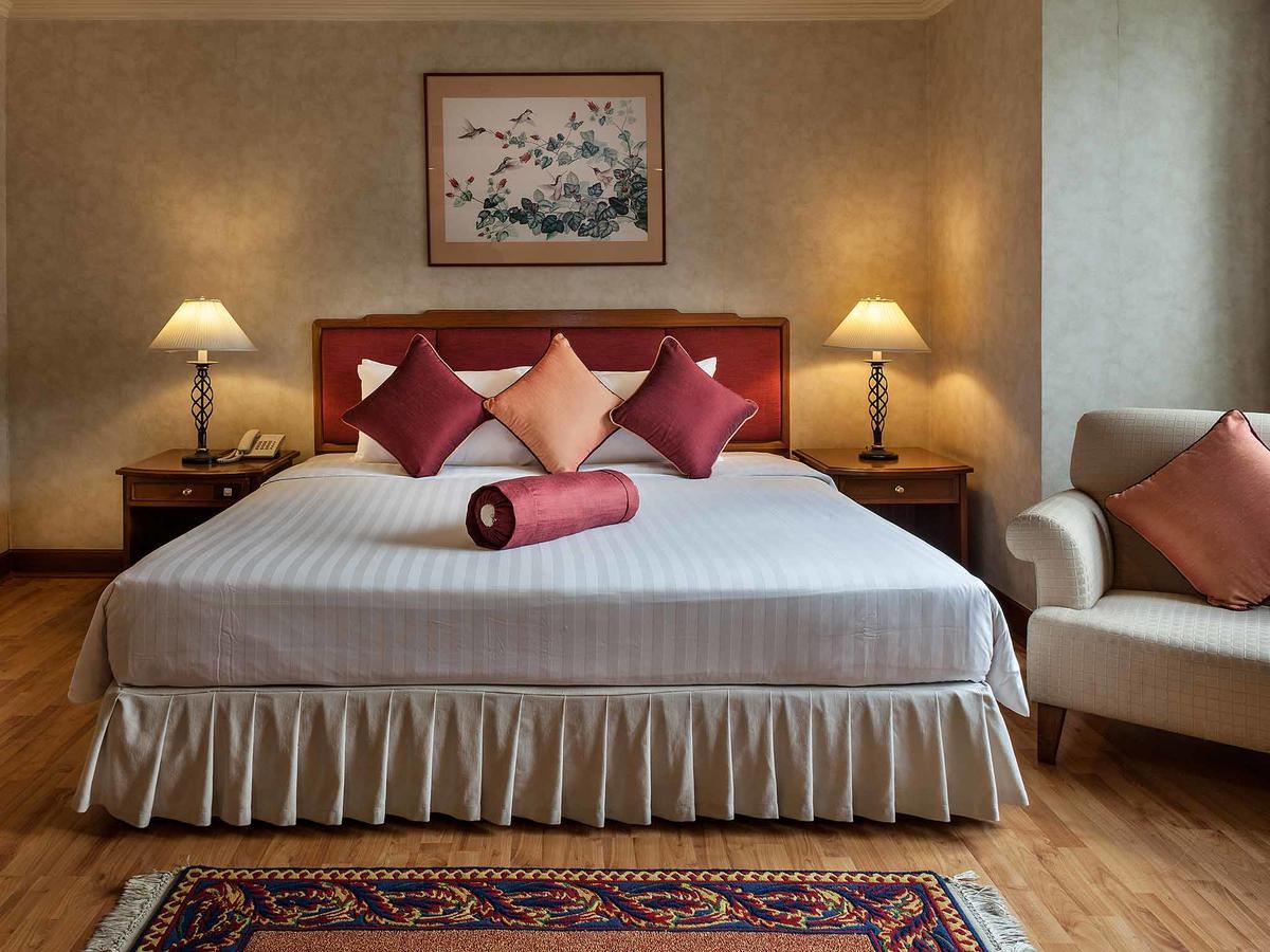 Rembrandt Suites Bangkok Ngoại thất bức ảnh