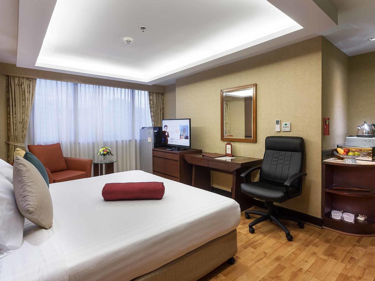 Rembrandt Suites Bangkok Ngoại thất bức ảnh