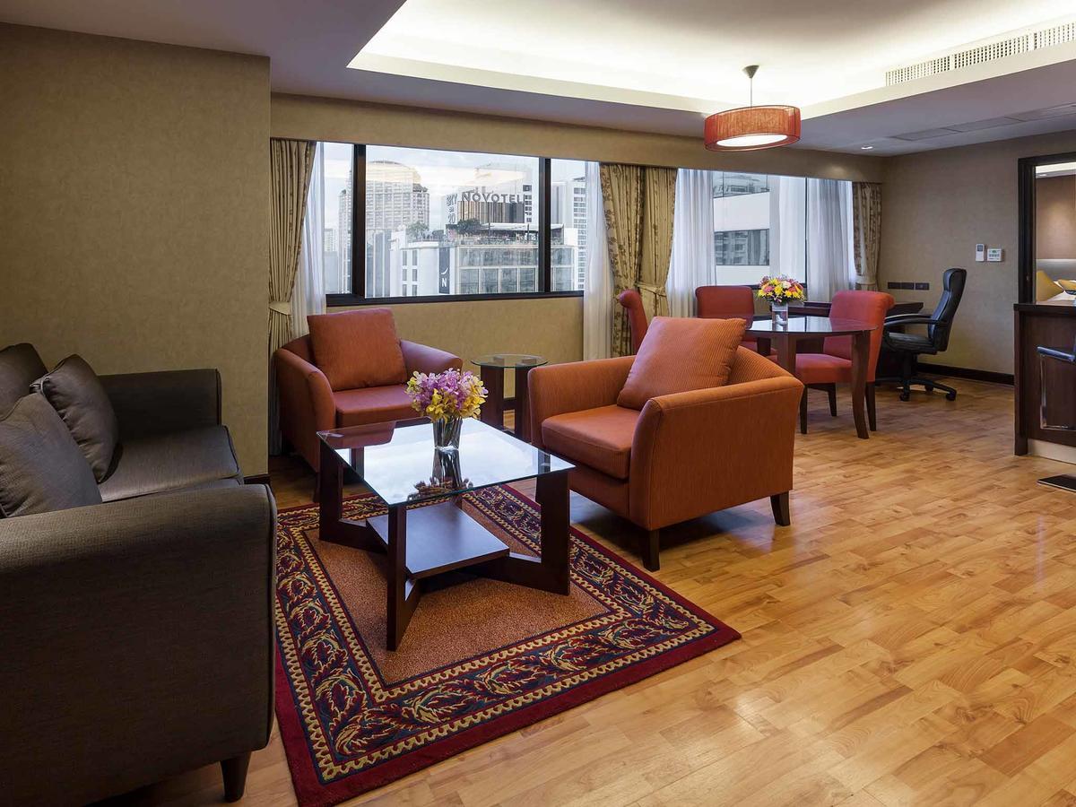 Rembrandt Suites Bangkok Ngoại thất bức ảnh