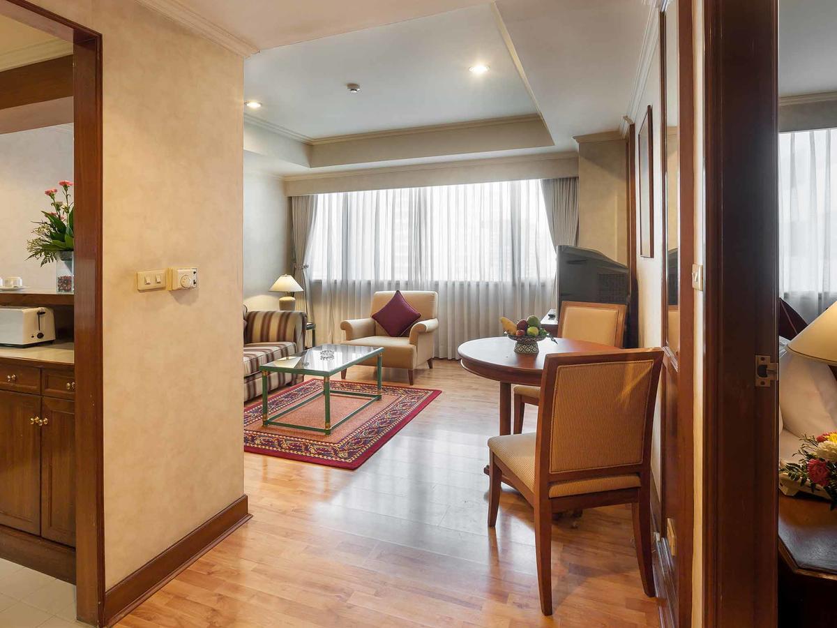 Rembrandt Suites Bangkok Ngoại thất bức ảnh